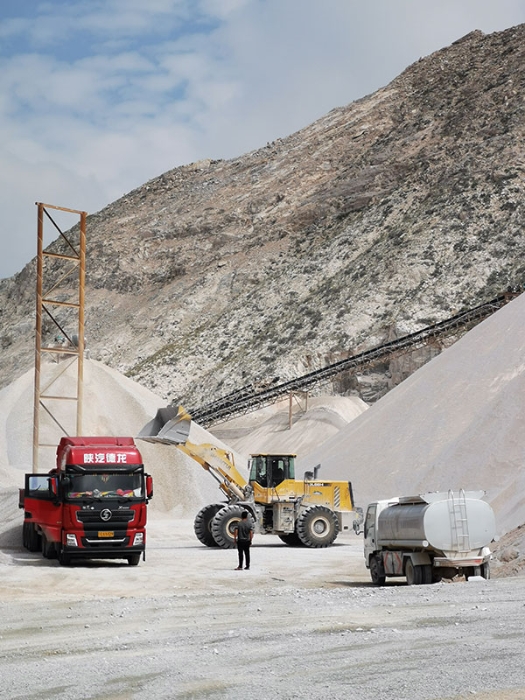 79e4f66bf2634b1b994fd57e083bb5b1