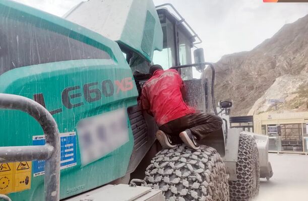 487cbdf685984b9190abaebefa3a3476